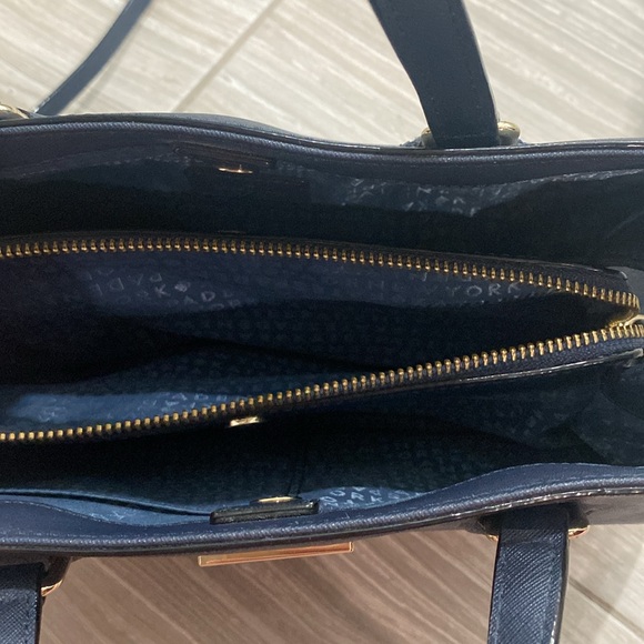 Kate Spade navy top handle leather purse with long strap - Picture 4 of 9